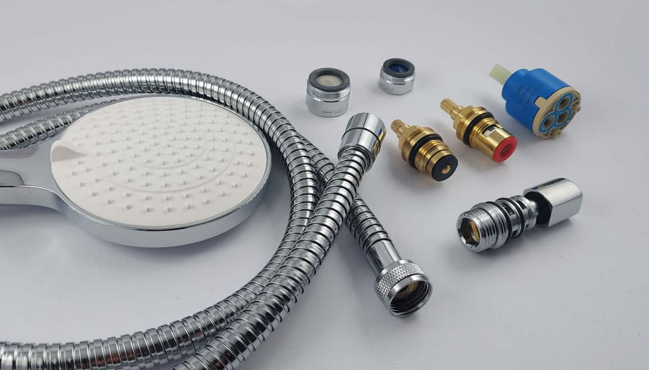 Naprawiaj, nie wyrzucaj - dlaczego warto wymieniać części zamienne w bateriach łazienkowych?