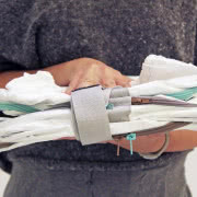 Alicja Getka bardzo chętnie projektuje ceramikę....