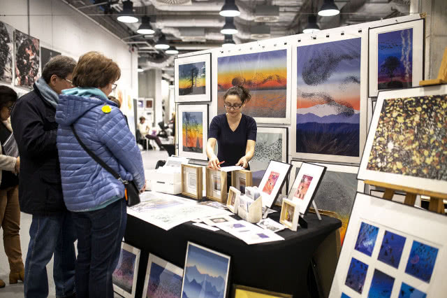 Poznaj współczesnych artystów! Targowisko Sztuki w Koneserze już 4 listopada!