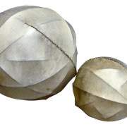 Kosze i pudełka Wallpaper pokryte sztuczną skorą...