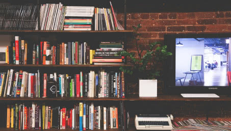 Jak ustawić telewizor - odległość od kanapy