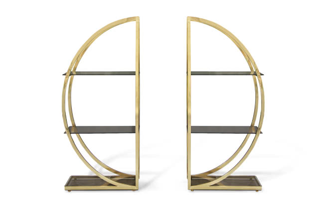 Współczesna etażerka metalowa