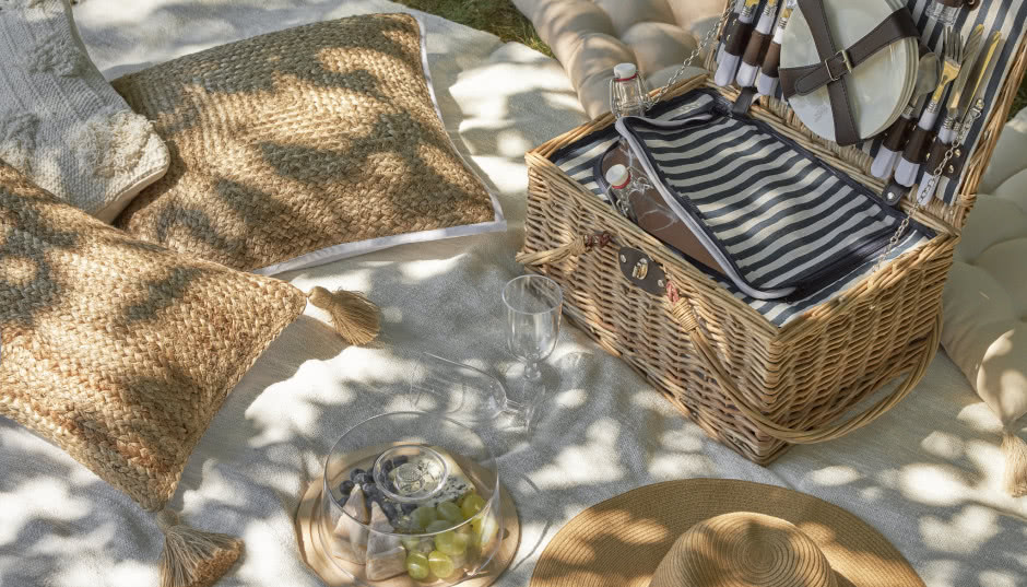 Czas na piknik! Designerskie produkty na obiad w plenerze