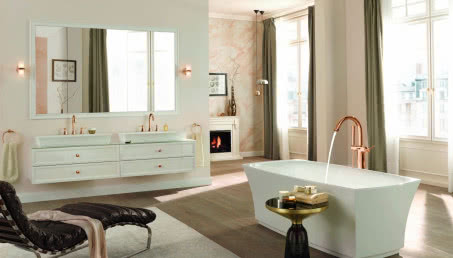 Różowe złoto w łazience