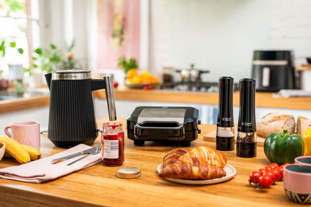 Elegancja w detalu - nowe oblicze czajników Russell Hobbs