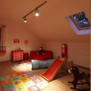 Ten ceglany dom zyskał nowe życie! Nie uwierzysz, jak dziś wygląda!