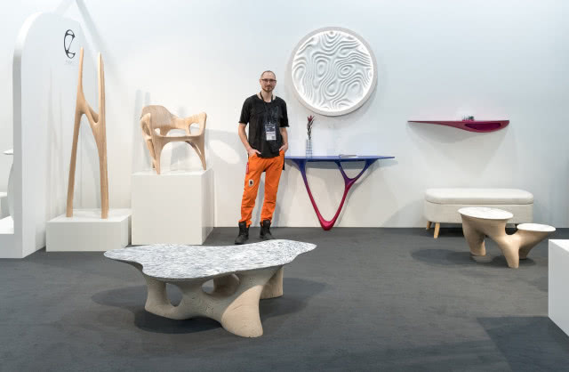 Cyryl Zakrzewski na swoim stoisku