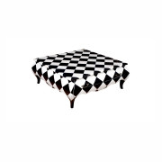 Stolik kawowy Pierre z kolekcji Luxury