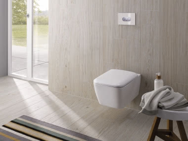 Bezkołnierzowa miska WC jest estetyczna,...