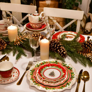 Magia świąt na porcelanie - klasyczne kolekcje, które odmienią Twój stół