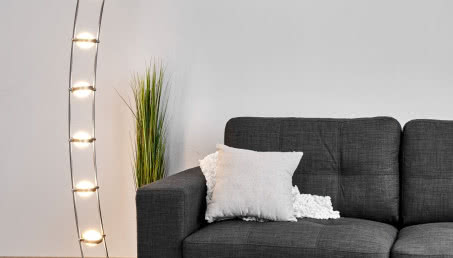 LED Manja - dekoracyjna i praktyczna lampa stojąca