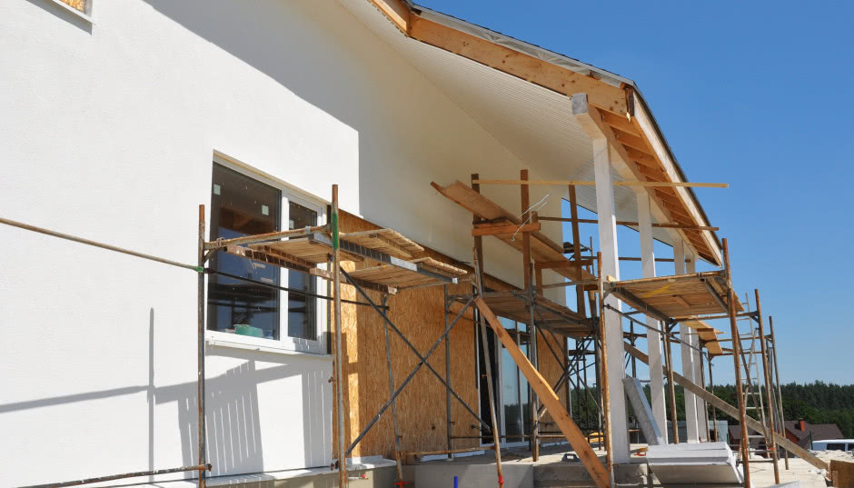 Jak wybrać farbę na elewację? Właściwości, ceny, zastosowanie