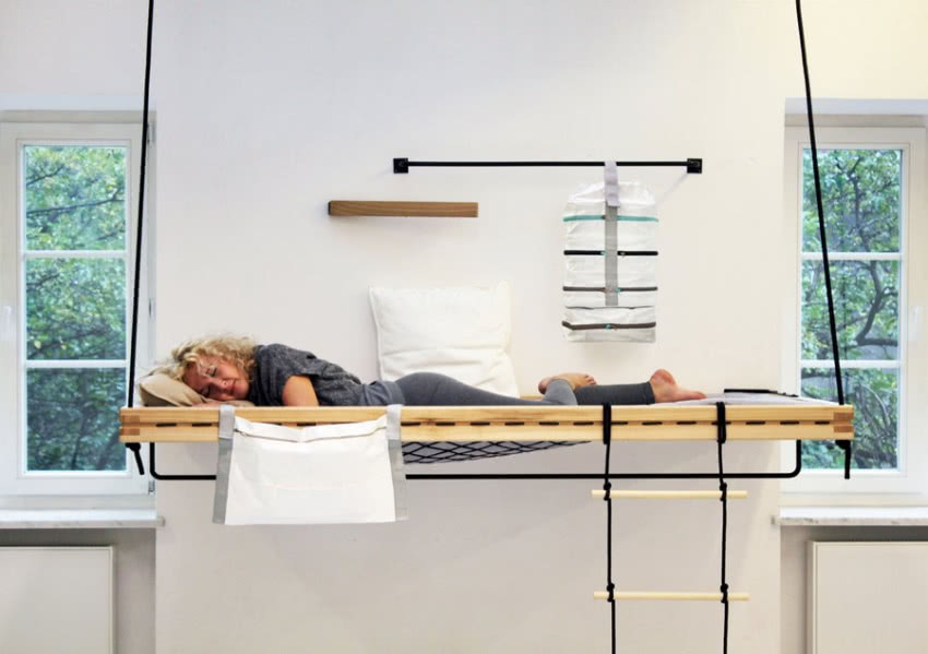 Praca dyplomowa Alicji składała się z projektów...