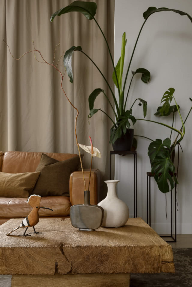 stolik kawowy z litego drewna