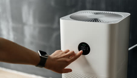 Co daje ozonowanie powietrza? Czy warto kupić ozonator do mieszkania?