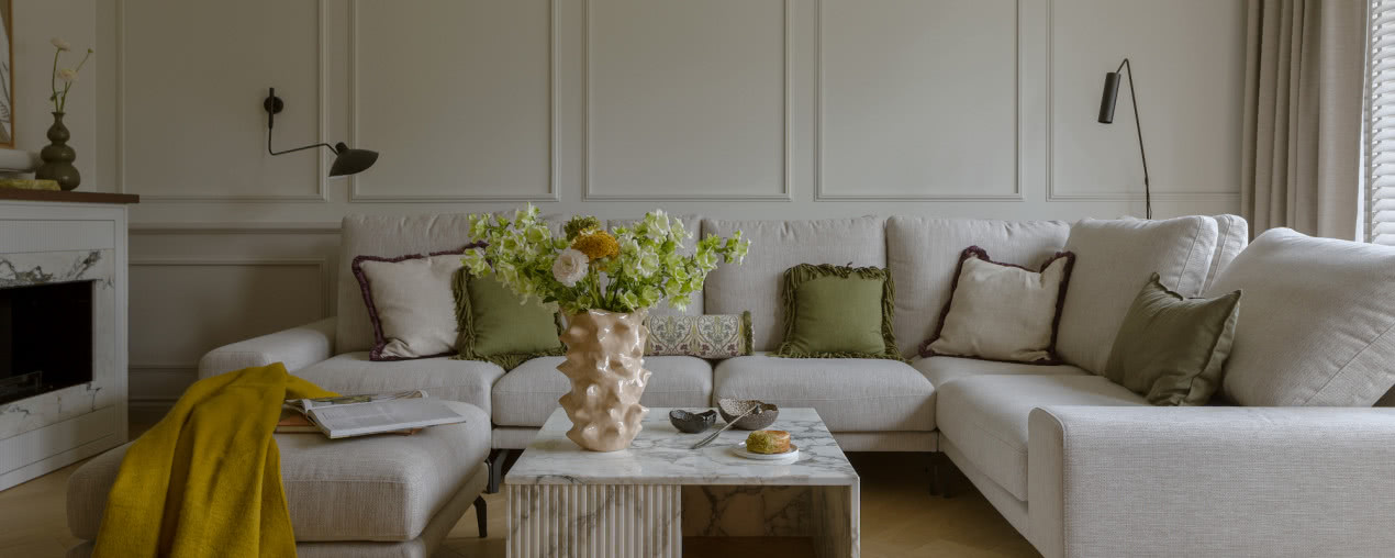 Nostalgiczne mieszkanie w Krakowie. Pełne ciepła, emocji i kwiatów