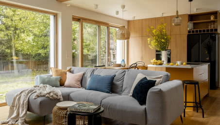 Dom w Sulejówku - powstał z inspiracji stodołą!