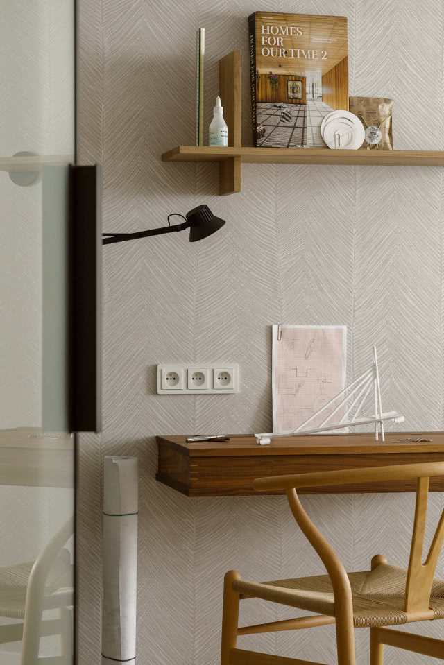 miejsce do pracy w salonie