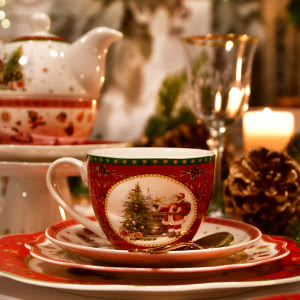 Magia świąt na porcelanie - klasyczne kolekcje, które odmienią Twój stół