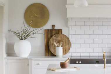 Jak zaaranżować ślepą kuchnię? 4 sposoby, aby mała, ślepa kuchnia stała się jasna i przytulna