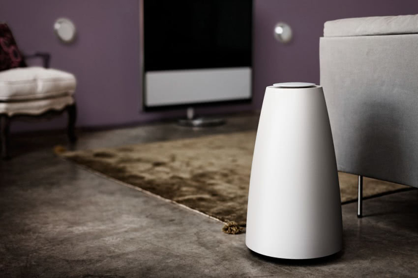 Designerski biały subwoofer z zestawu...