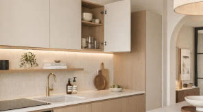 Zawiasy do każdego projektu? Sprawdź system, który naprawdę daje pełną swobodę