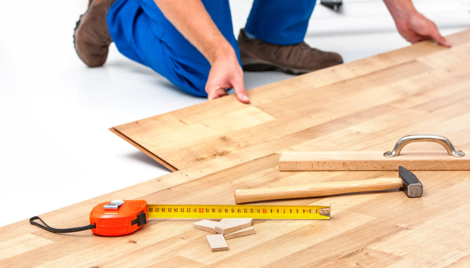 Szybkie układanie paneli podłogowych krok po kroku