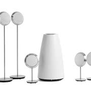 Designerski biały subwoofer z zestawu...