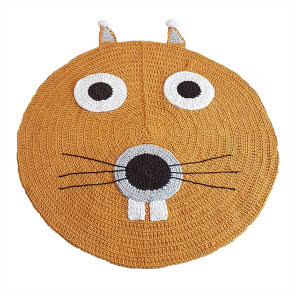 Szydełkowy dywanik Wiewiórka Basia, NOYA DESIGN, 349 zł