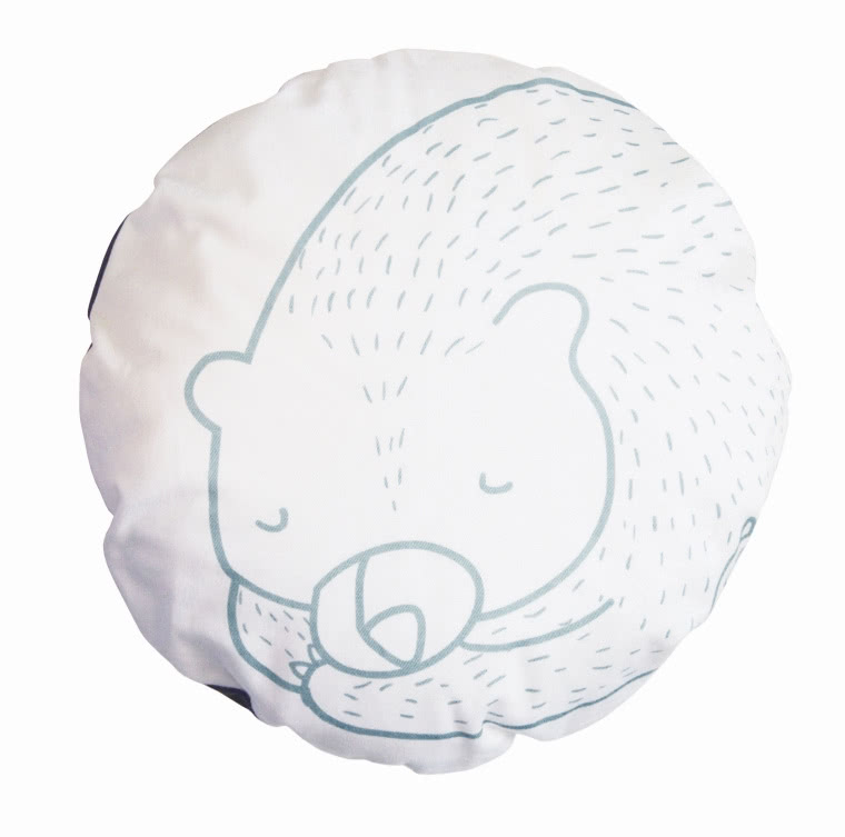 Poduszki Angeworkshop zdobią wizerunki leśnych...