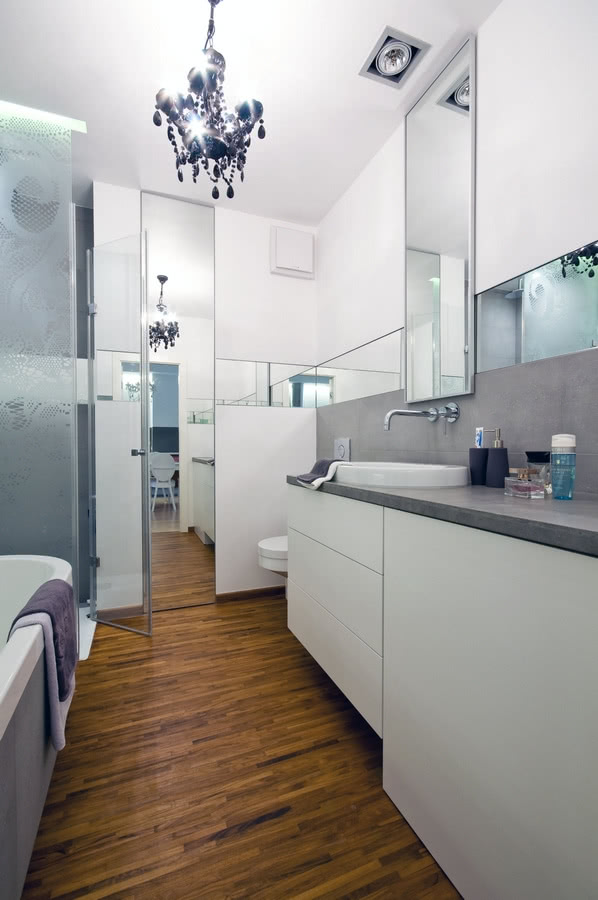 Łazienka jest w mieszkaniu jedna i to niezbyt...