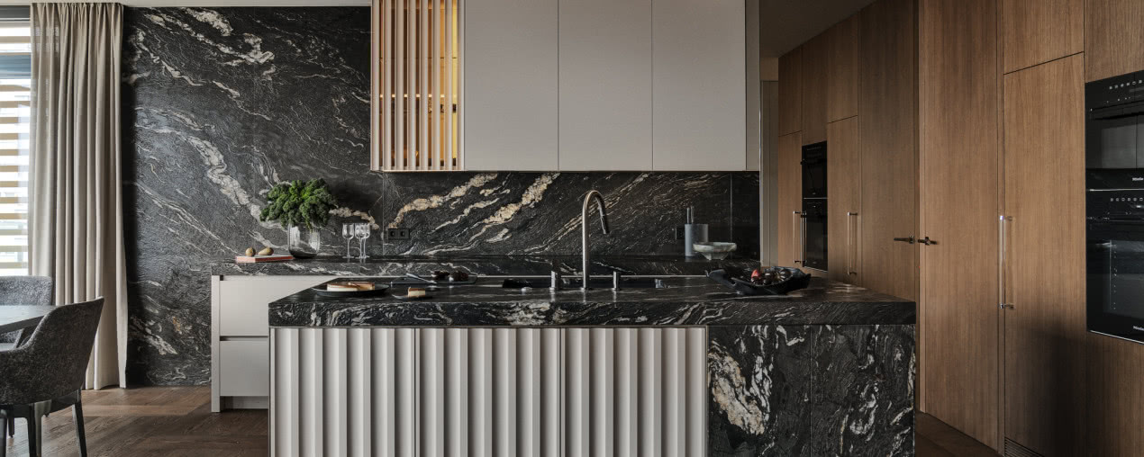 Modern classic z panoramą Warszawy - apartament został połączony z dwóch mieszkań!