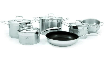 Kupujemy garnek do gotowania bez wody lub na parze