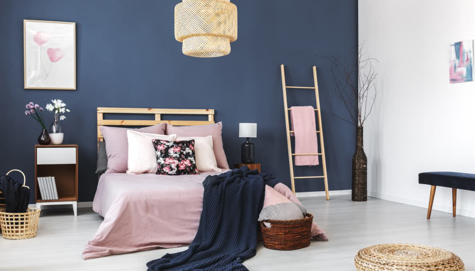 Sypialnia dorosłego alergika - jak ją urządzić?