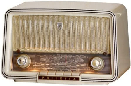 Kultowe radio Philips Philetta z 1955 r.