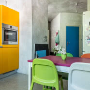 Kolorowe mieszkanie Klementyny Frydrych