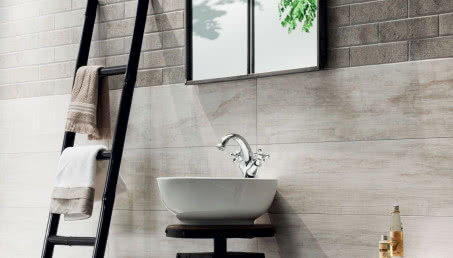 Płytki Korzilius w towarzystwie innych kolekcji Ceramiki Tubądzin