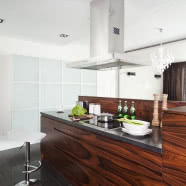 Fornir i marmur w apartamencie