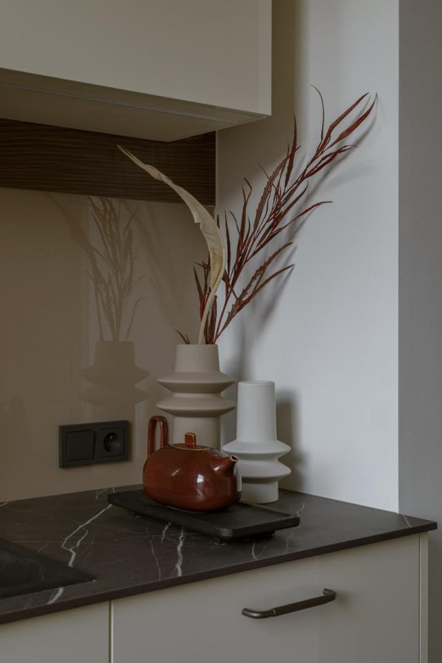 wazony kuchnia beżowa