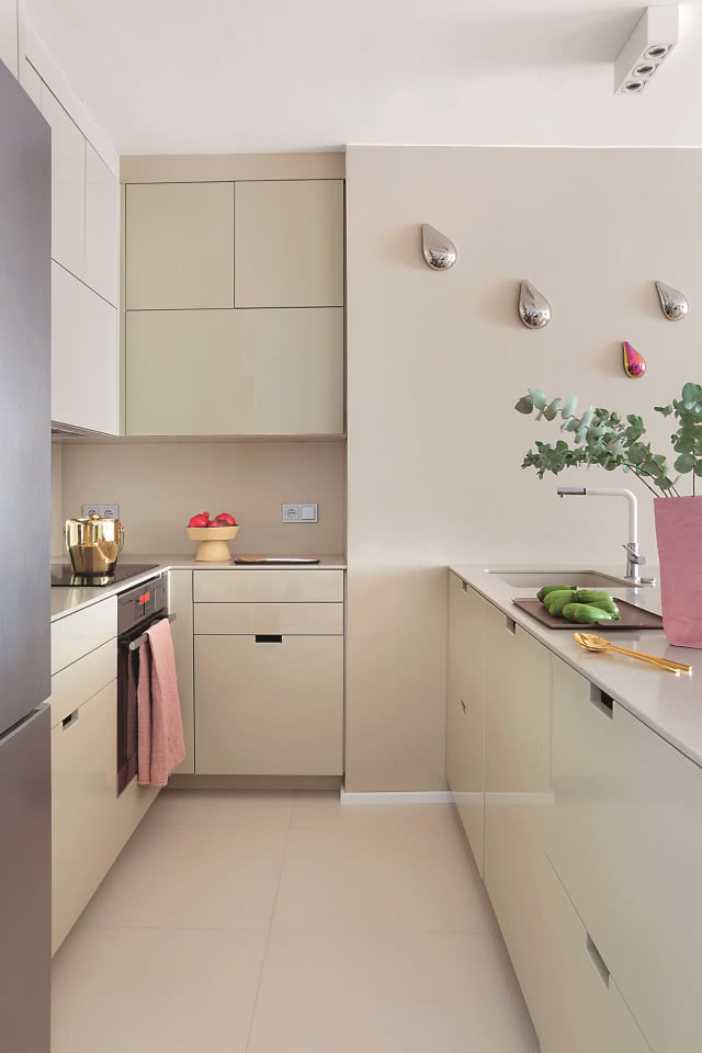 Kuchnia w kremowym kolorze