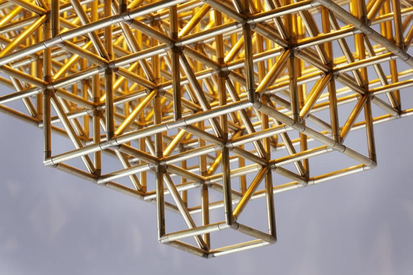 Geometria światła
Ażurowa konstrukcja lamp i...