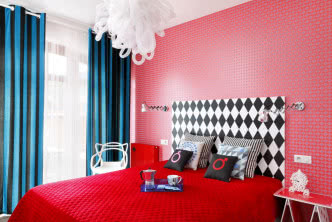 Kolorowe mieszkanie w Karpaczu sypialnia