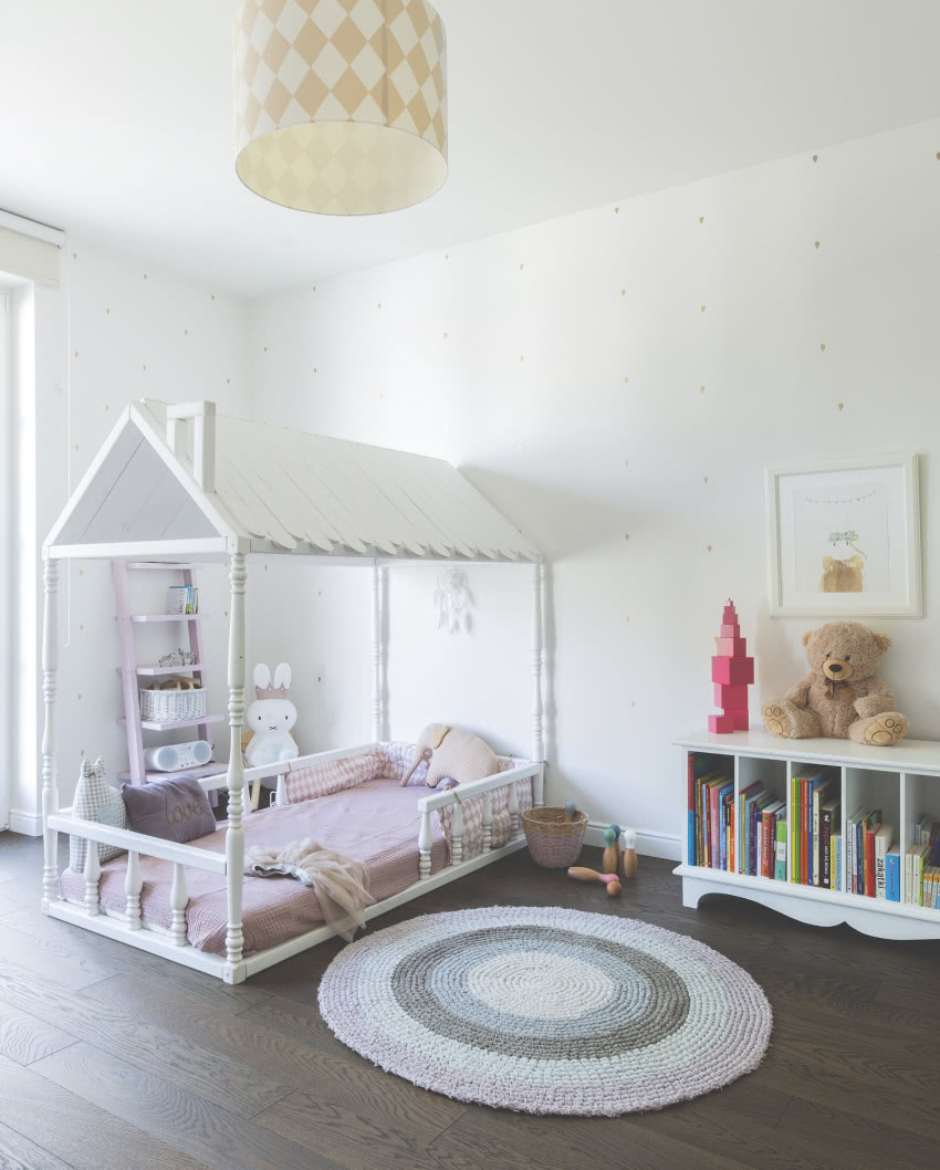 Biel odbijająca ogromne ilości dziennego światła...