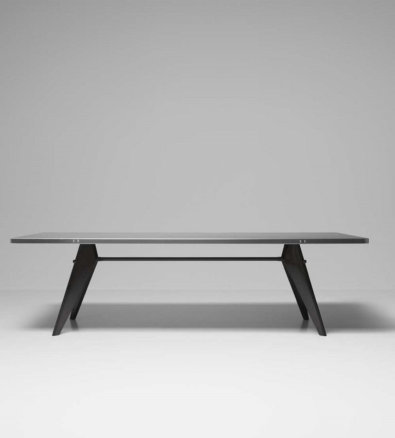 Kolekcja Prouvé Raw - stół Tropique z 1950 roku.