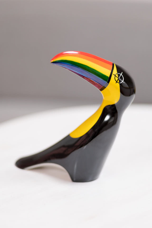 Figurka „Tęczowy Tukan” projekt Katarzyna Rij AS Ćmielów