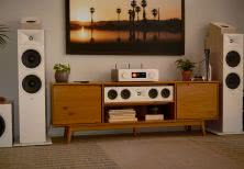 JBL zmienia oblicze kina domowego 
