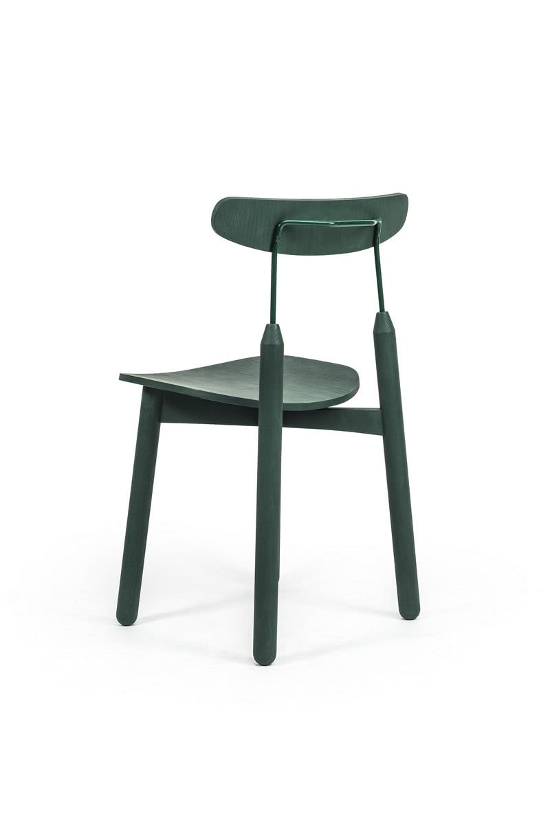 Lekkie krzesło, bardzo łatwe do przenoszenia, po...