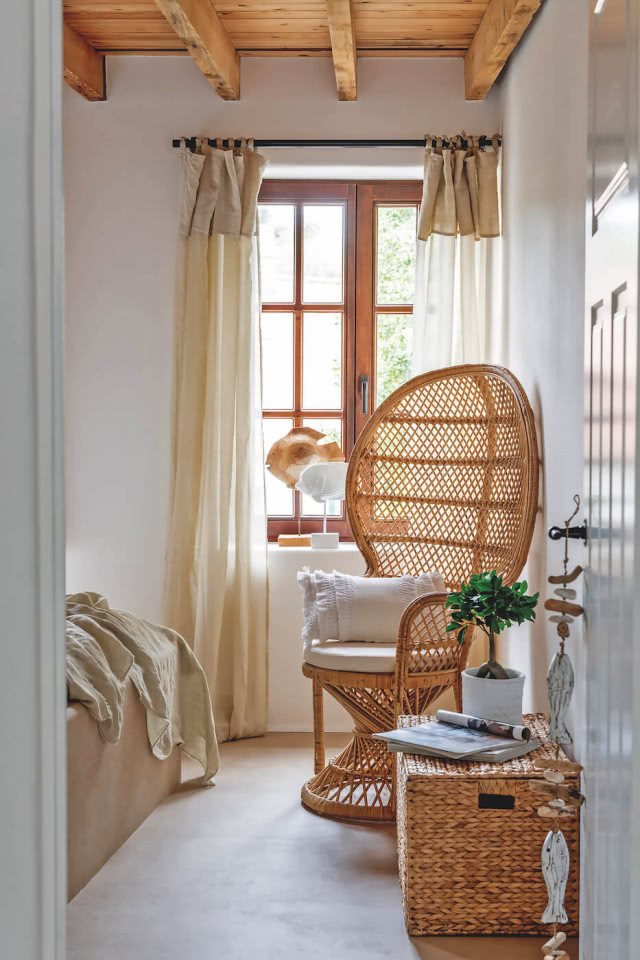 Fotel peacock wiklinowy