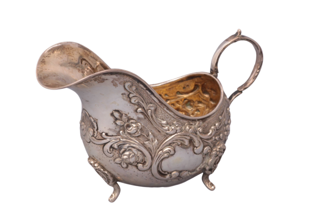 Sosjerka, Niemcy prawd. Hanau,
ok. 1890 r., próba 800/1000, waga 122 g, Artykwariat, 840 zł