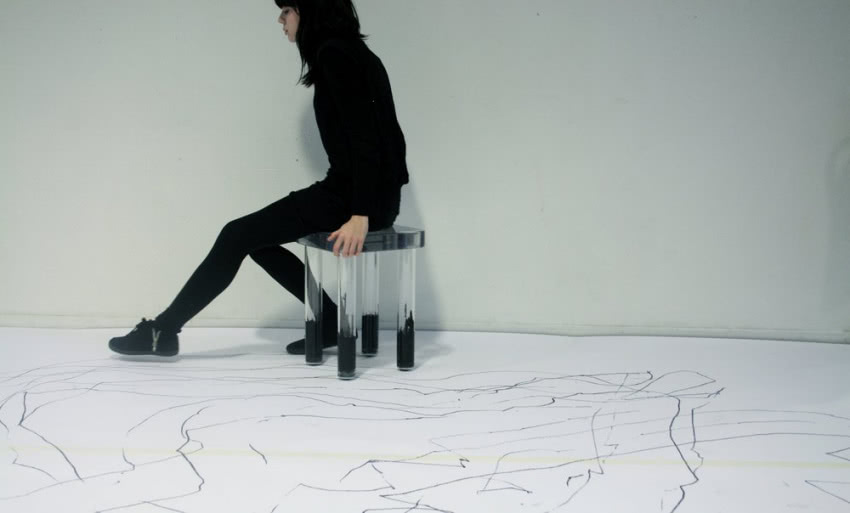 Artystyczna dusza
Stołek, którym można rysować?...